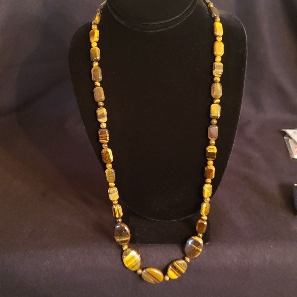 Gorgeous Tigerseye Tiger's Eye Necklace and Bracelet Set - Picture 4 of 5
